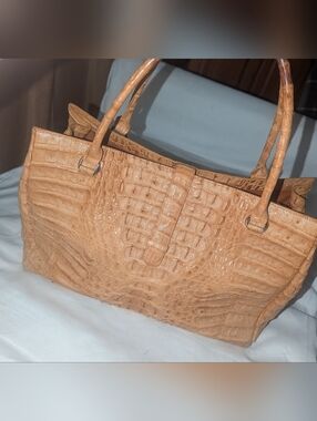 Vintage Eileen Kramer Hornback Crocodile Tote Bag.
